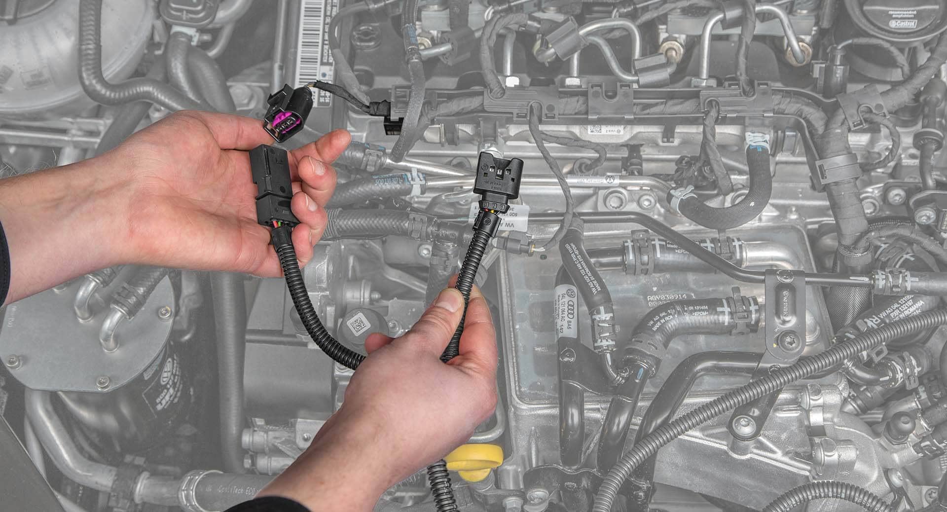 Common-Rail Sensor (A) Common-Rail Sensor (A)